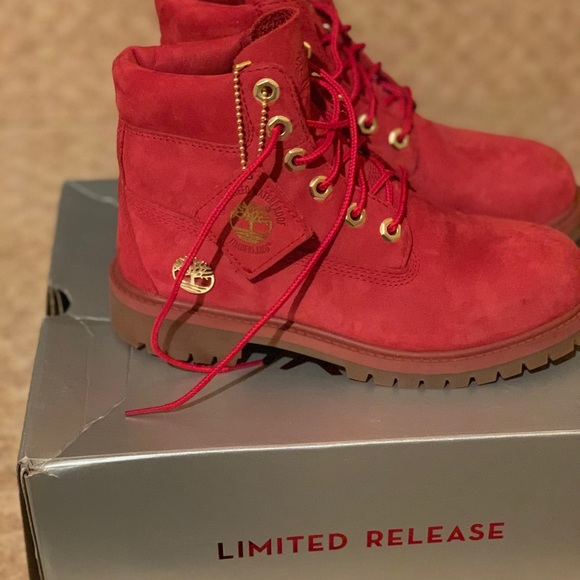 Timberlands - Picture 3 of 3